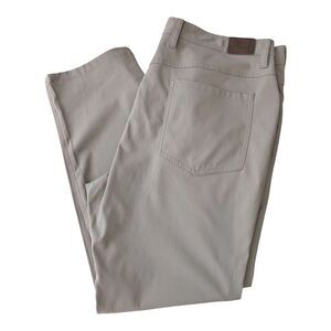 Men's Classic Khaki Chinos